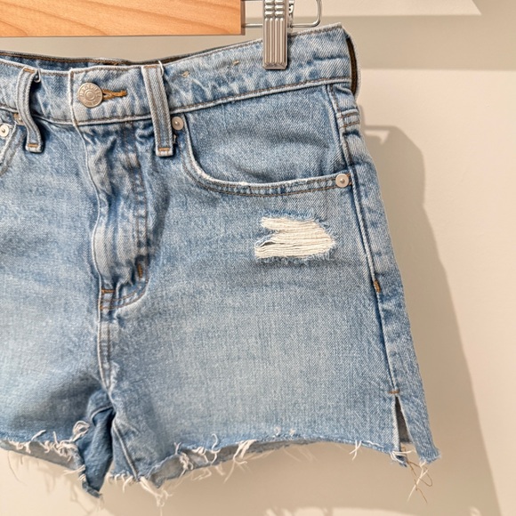 Madewell Light Wash Relaxed Denim Women's Shorts Size 25 - Picture 2 of 8